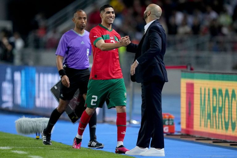 achraf hakimi walid regragui.jpg